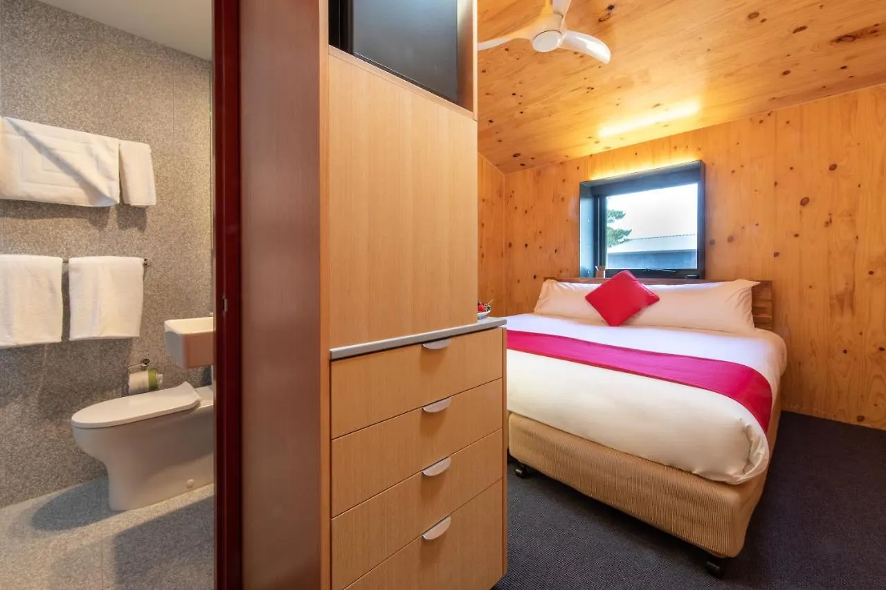 Iron Creek Bay Estate Hotel Sorell